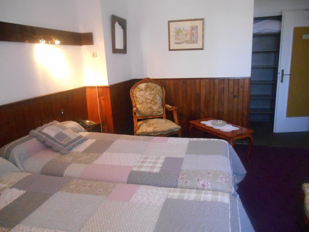 L'Echo Et L'Abbaye Bed & Breakfast La Chaise-Dieu Phòng bức ảnh